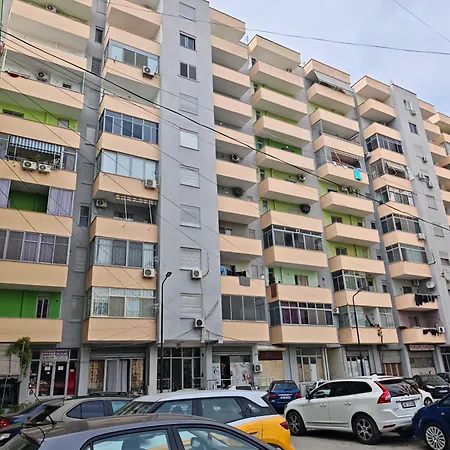 Family Apartment *